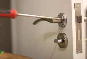 Gallery Locksmith Store San Francisco, CA 415-997-4108 Gallery Locksmith Store San Francisco, CA 415-997-4108 - 14-Install-New-Lock