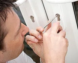 Gallery Locksmith Store San Francisco, CA 415-997-4108 Gallery Locksmith Store San Francisco, CA 415-997-4108 - 16-Emergency-Unlock